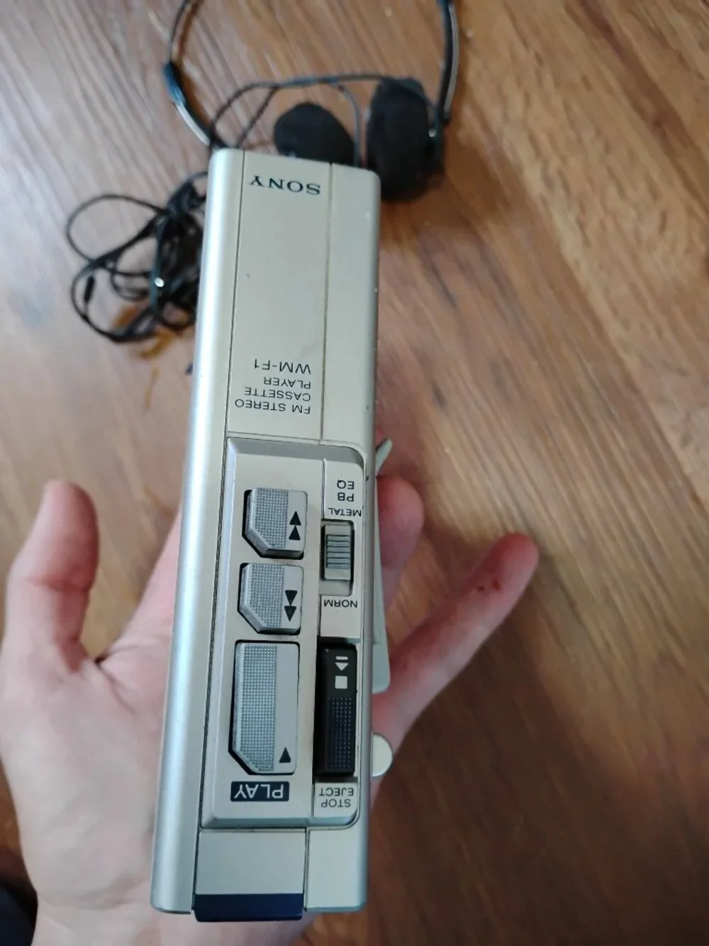 Sony vintage walkman